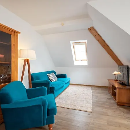 Schloß Hohenzollern - 7 Apartment Ostseebad Heringsdorf